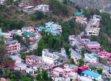 Guptkashi Town on the way to Shri Kedarnath Dham