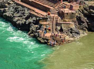 Steps and ghats at the Devprayag Sangam