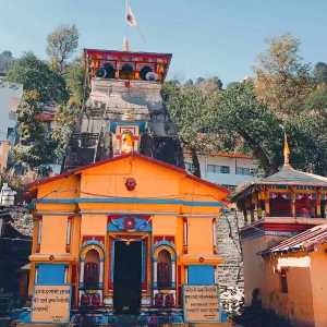 Shri Kashi Vishwanath Temple Guptkashi