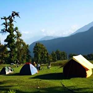 Camping in Deoria Tal